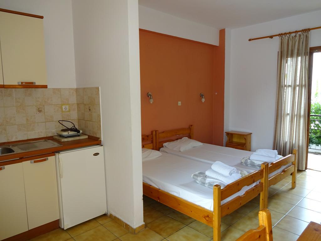 איפסוס Marilena Apartments & Studios מראה חיצוני תמונה