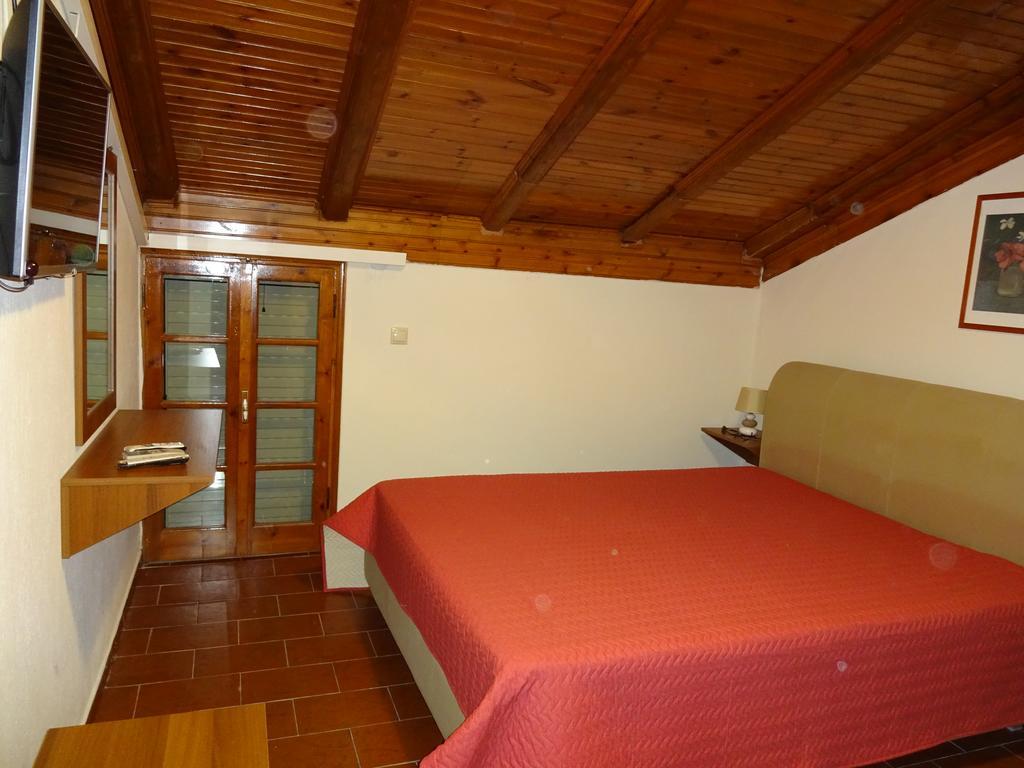 איפסוס Marilena Apartments & Studios מראה חיצוני תמונה
